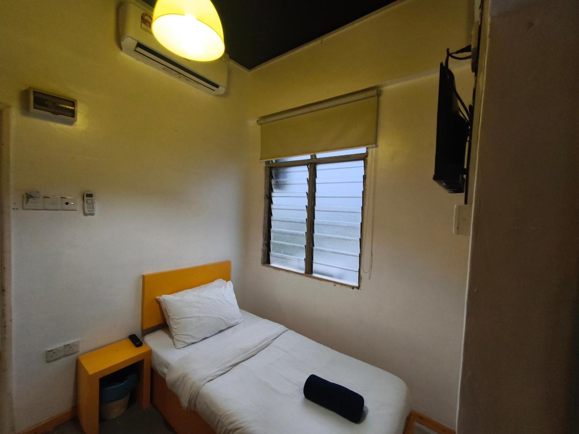 The Serai Cottage Transit Hotel Kampong Gong Badak Phòng bức ảnh