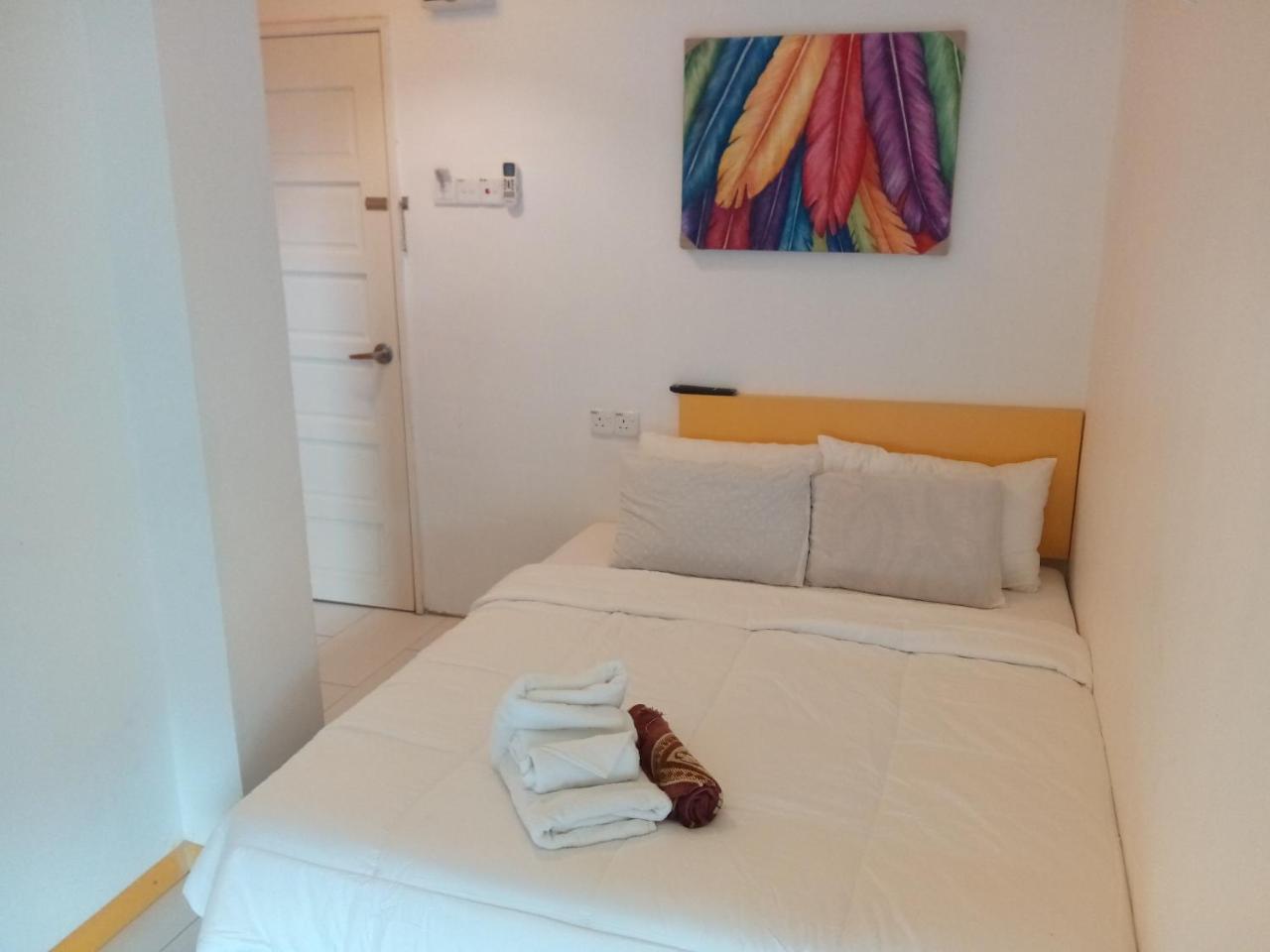The Serai Cottage Transit Hotel Kampong Gong Badak Ngoại thất bức ảnh