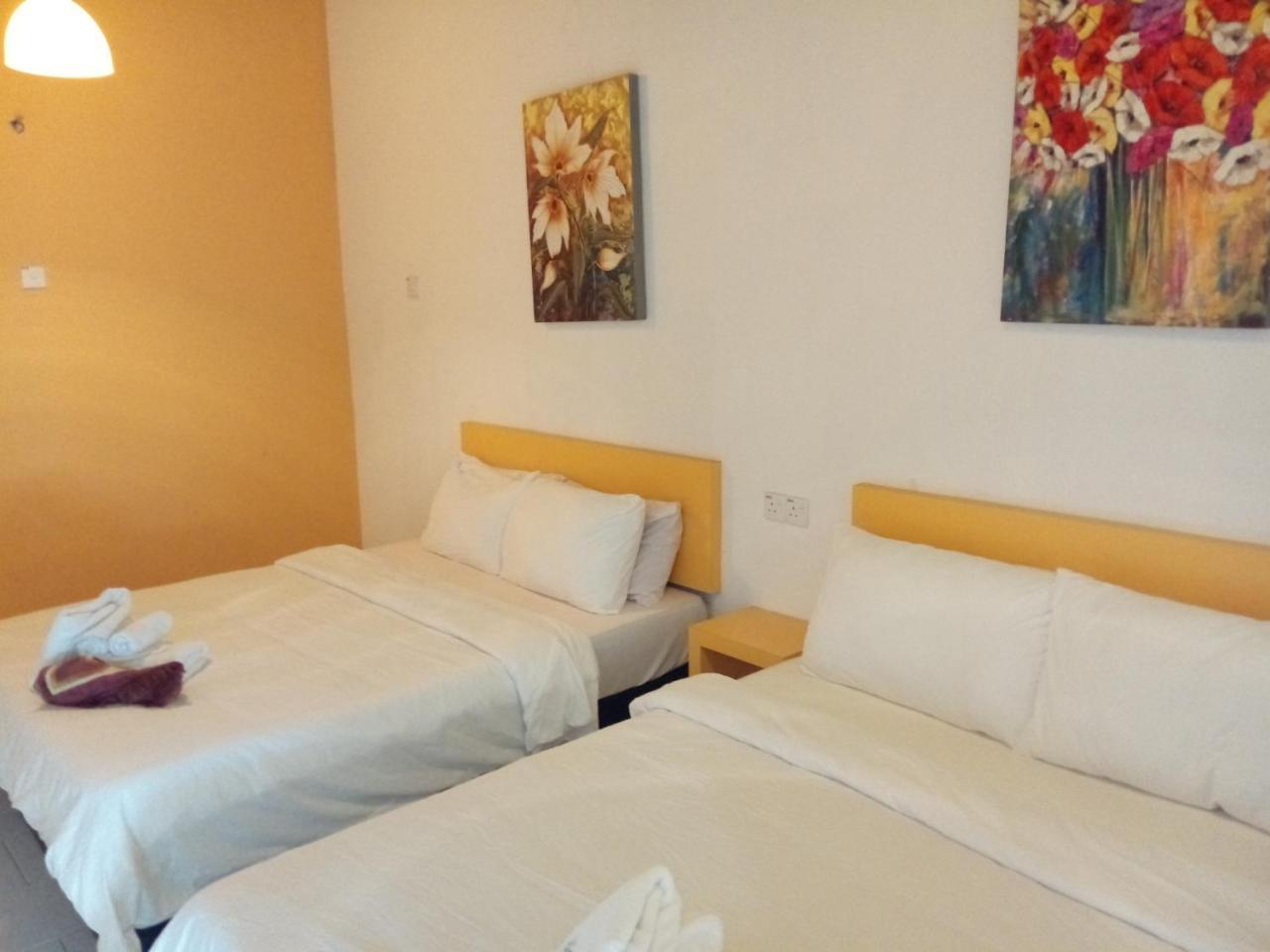 The Serai Cottage Transit Hotel Kampong Gong Badak Ngoại thất bức ảnh